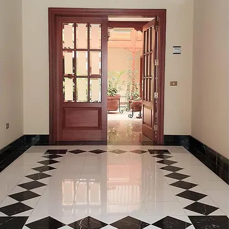 Espectacular Casa Con Jardín La Casa De Nena La Laguna (Tenerife)