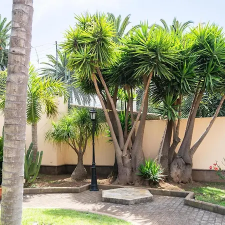 Espectacular Casa Con Jardín La Casa De Nena La Laguna (Tenerife)